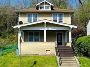 1360 1/2 Valley View Ave #1/2, Wheeling, WV 26003