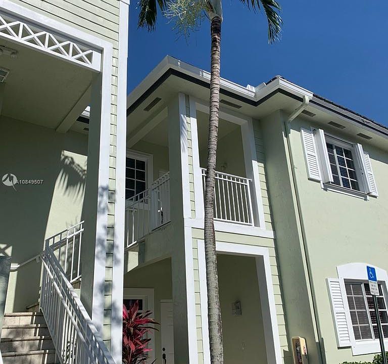 1st image of 375 NE 26th Ave Unit 203