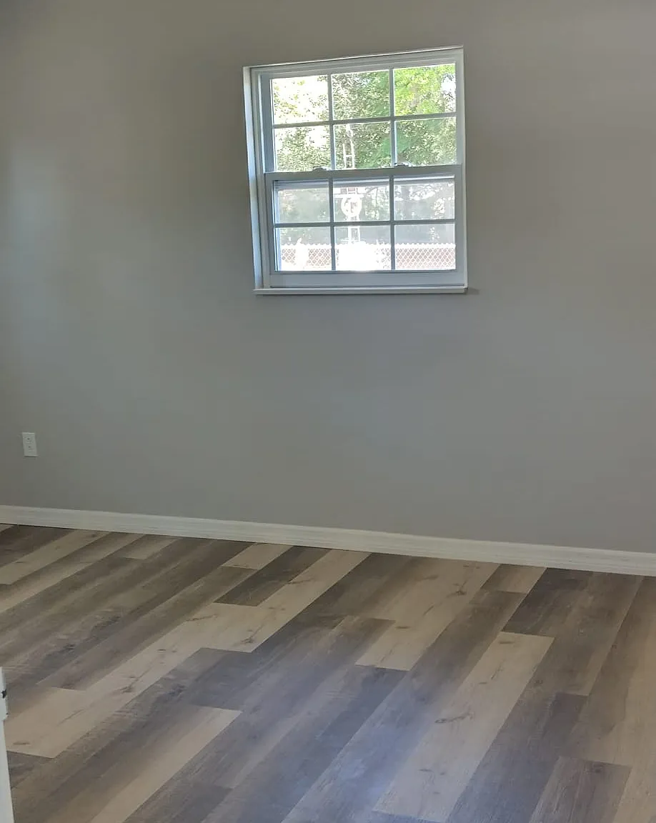 3 bed, 1334 sqft, $1,700 — Photo 2