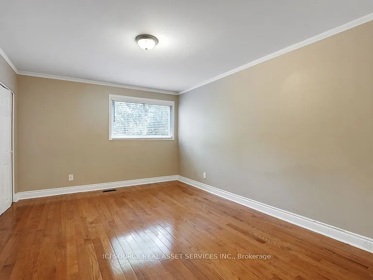 1371 Kilborn Ave — Photo 26