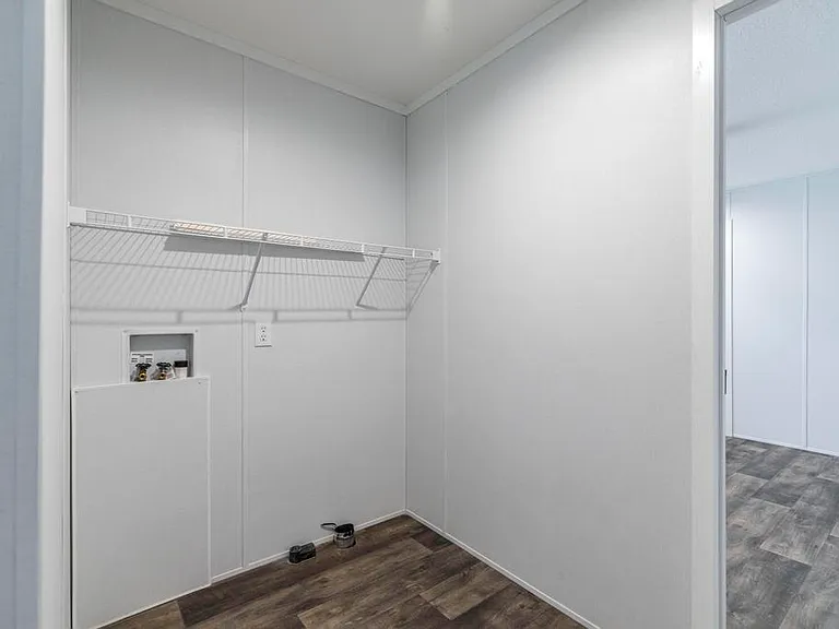 1635 Pine St — Photo 11