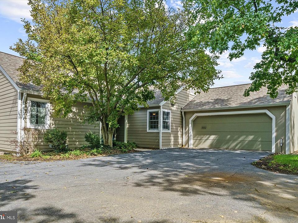 1st image of 1930 Meadow Ln