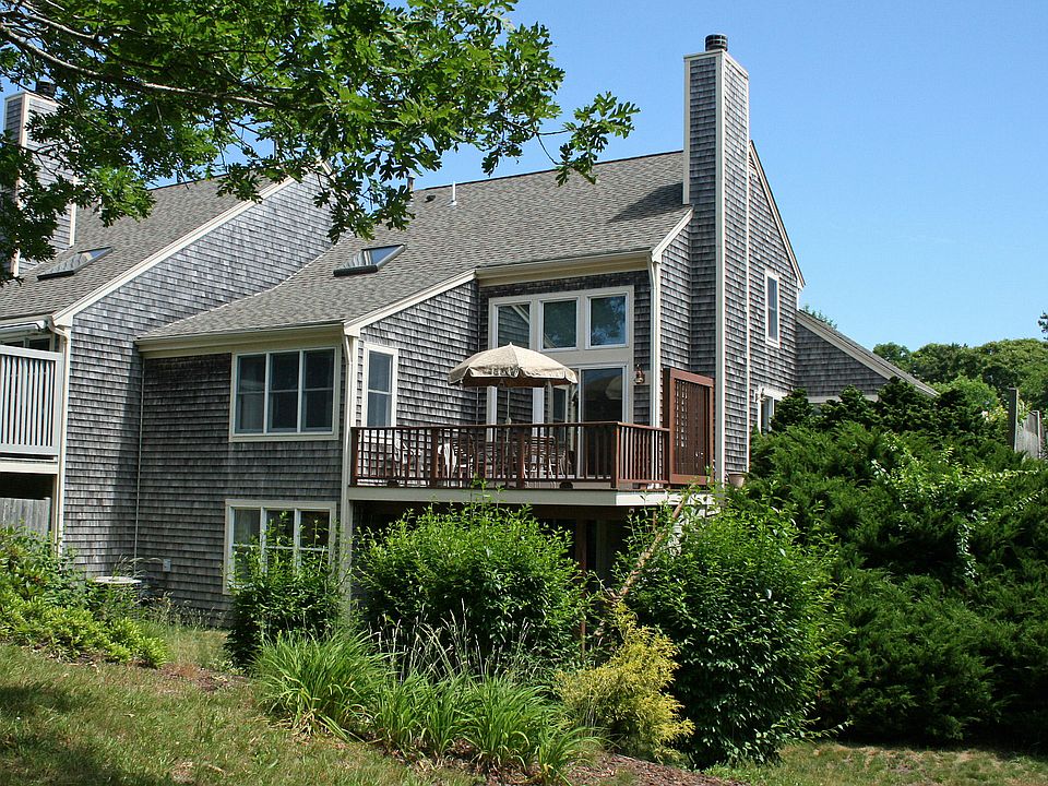 1st image of 17 Boxwood Cir #H