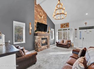 112 Maccauley Rd, Albrightsville, PA 18210