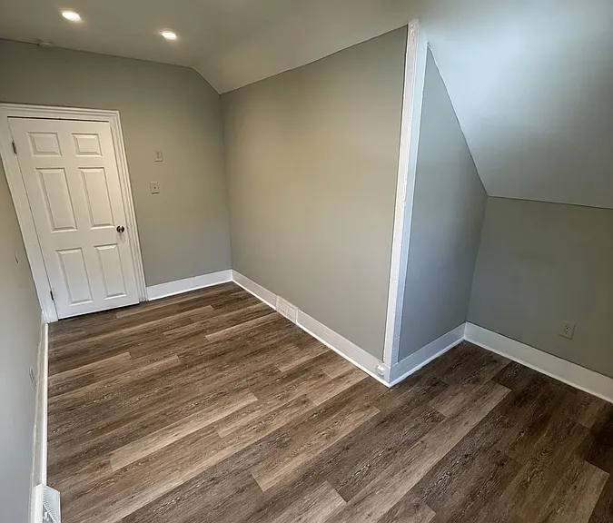 30 Abbottsford Pl #4 — Photo 6