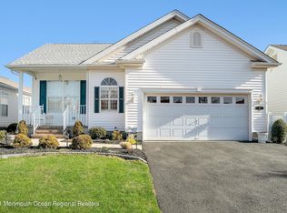 22 Shelley Rd, Brick, NJ 08724
