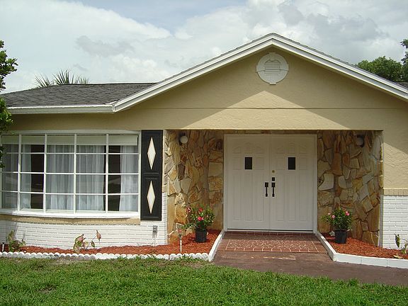 5th image of 1335 Bakersfield Ave
