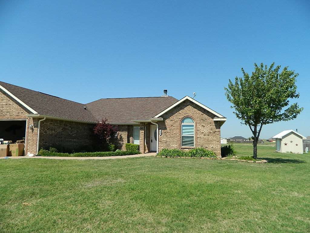 306 Choctaw Ave, Geronimo, OK 73543 Zillow