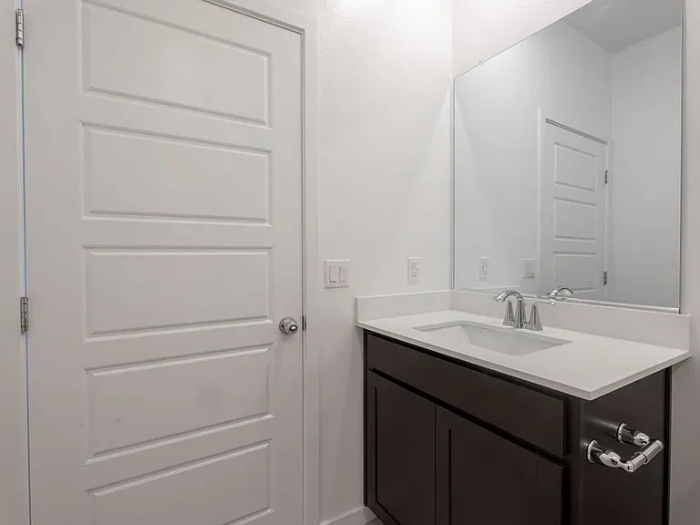 621 Camilla Crk — Photo 15
