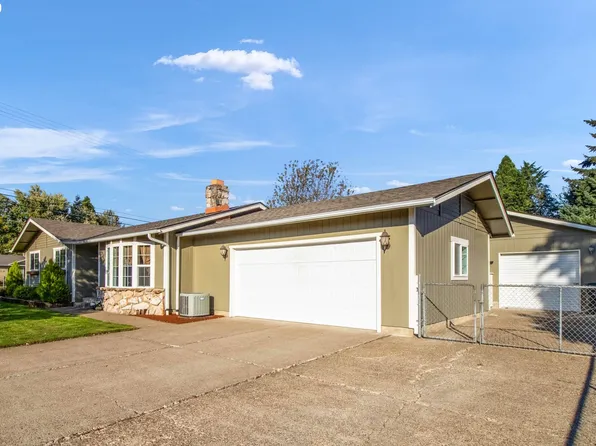 791 66th St, Springfield, OR 97478