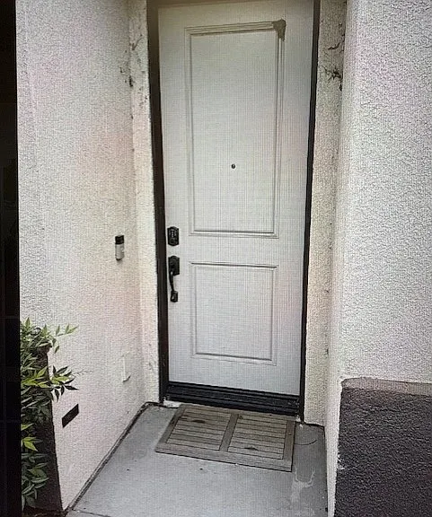 7601 N Justice Way — Photo 3