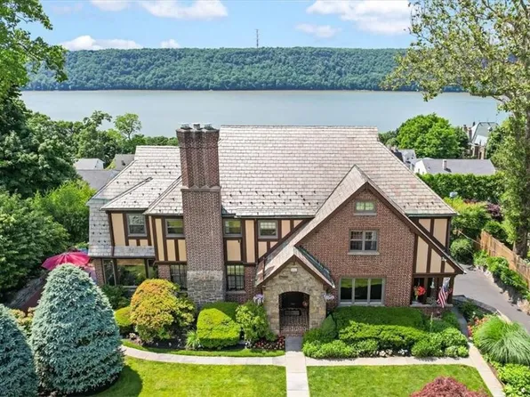 151 Hudson Terrace, Yonkers, NY 10701