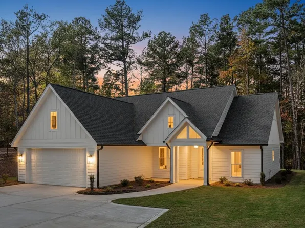 118 Lake Forest Dr, Eatonton, GA 31024