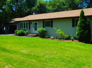 30 Horseshoe Dr, Palmerton, PA 18071