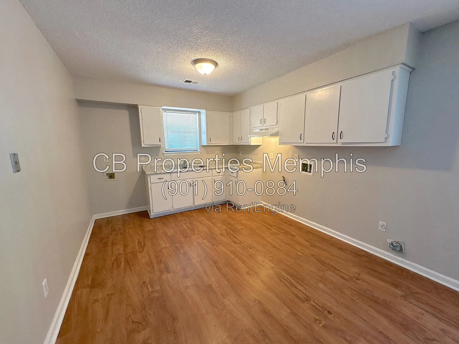 3 bed, 1.0 bath, 1047 sqft, $1,075 — Photo 2