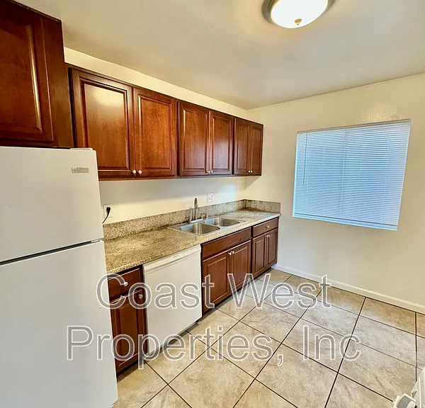 4127 Wabash Ave #1 — Photo 5