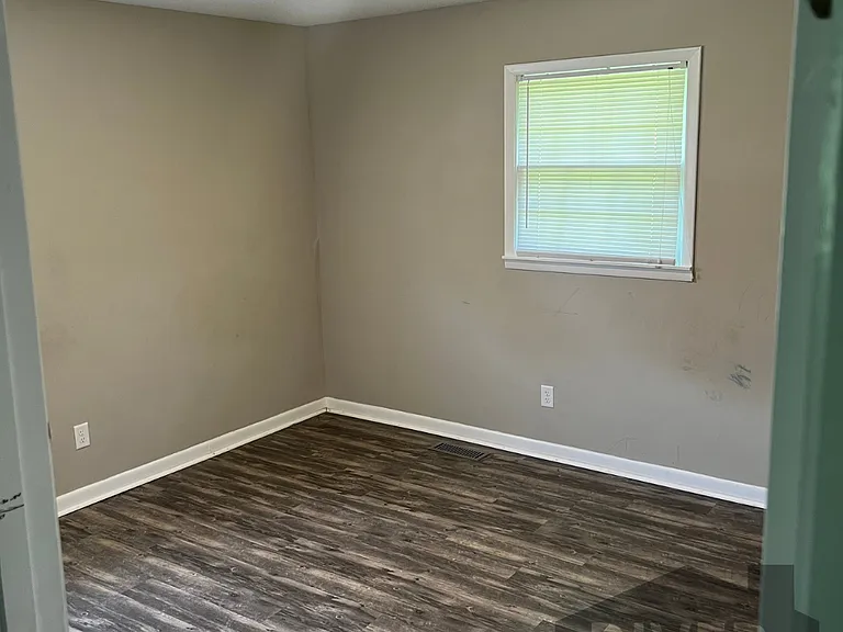 1233 Ridge Dr — Photo 11