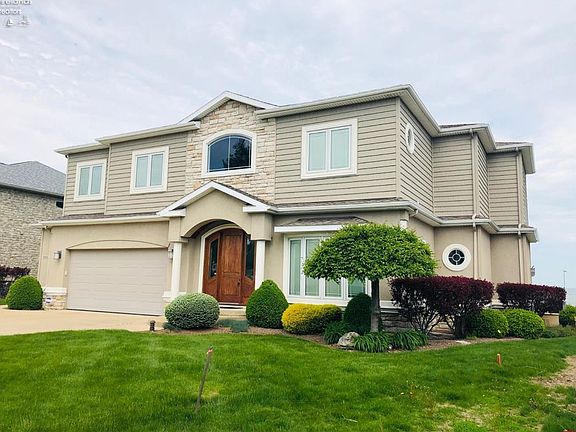 4th image of 9009 E Rockport Dr