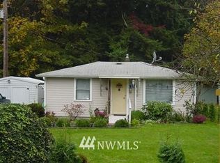516 Oak St, Burlington, WA