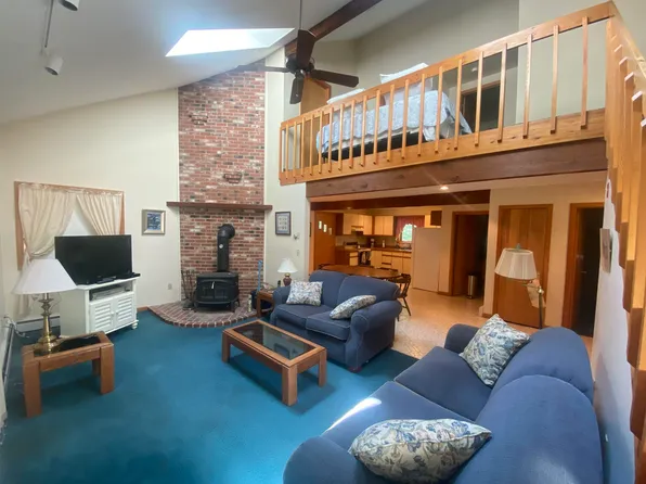 8 Davis Hill Road, Conway, NH 03813