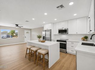 641 W EMERALD Avenue, Mesa, AZ 85210