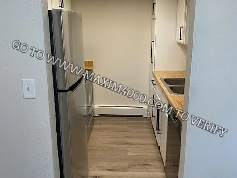 1140 Walnut Ave #15 — Photo 4