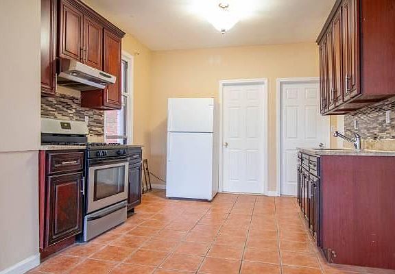 2nd image of 11066 Corona Ave