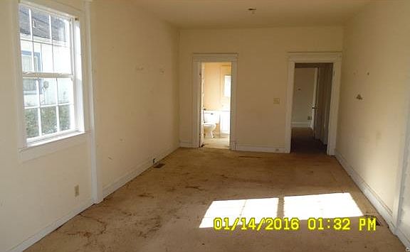 2nd image of 1812 Maddox St