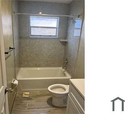 4th image of 1634 NW 52nd Ave
