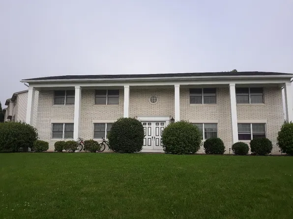 482 Cedarcrest Dr, Duncansville, PA 16635