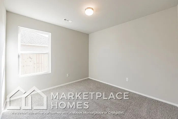 981 E Starling St — Photo 30