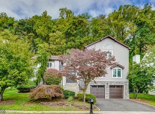 21 Sycamore Way, Warren, NJ 07059