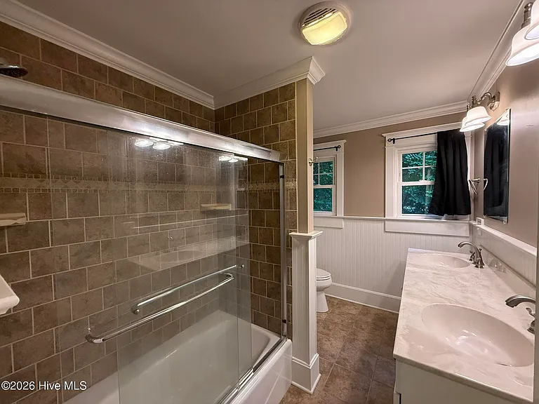 360 E Maine Ave — Photo 15