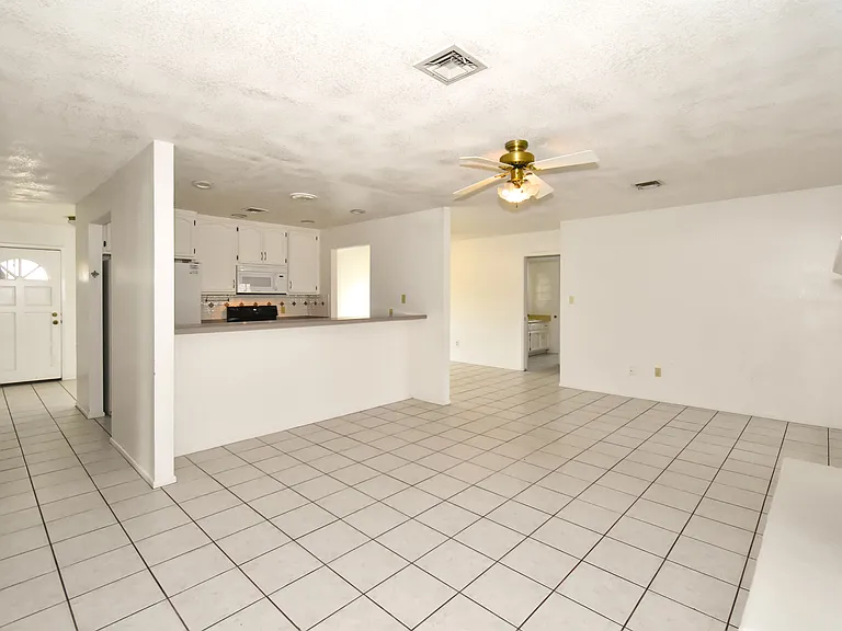 3477 E Cuadrilla Ln — Photo 3