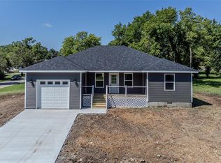645 Cherry St, Lebanon, MO 65536
