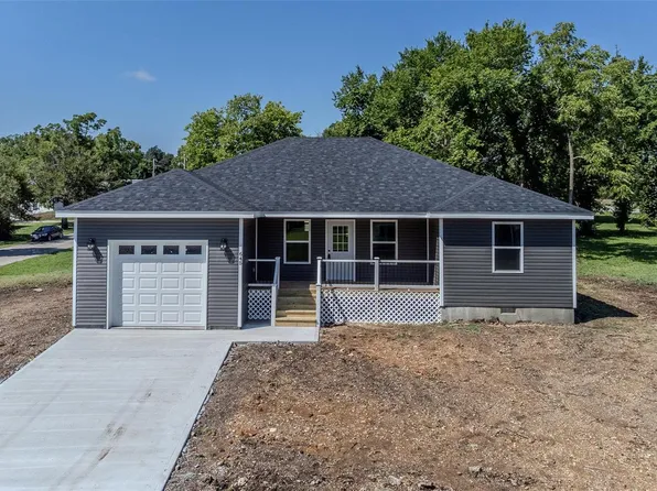645 Cherry St, Lebanon, MO 65536