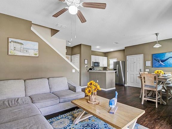 3rd image of 3221 CUPID PLACE