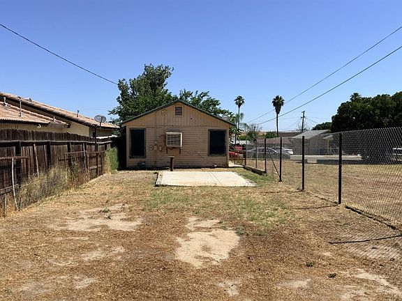 3rd image of 519 San Emidio St