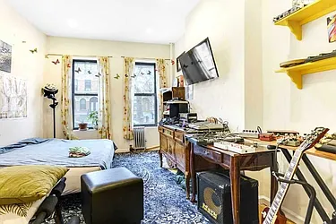 Rented by Anchor Associates