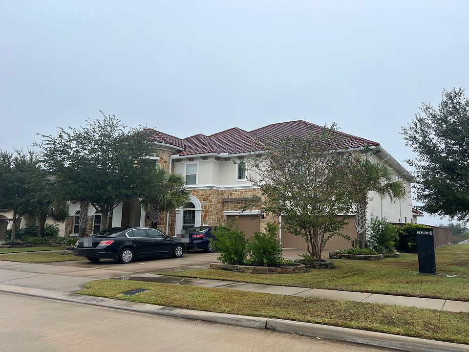 2nd image of 26219 Halbrook Glen Ln