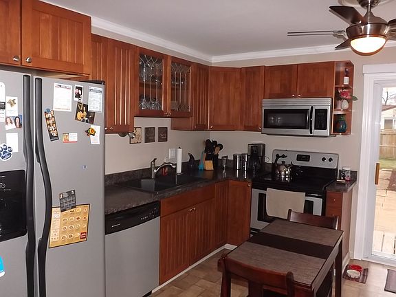 2nd image of 42251 Gainsley Dr