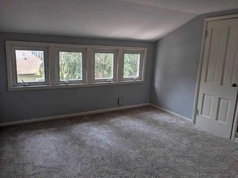 1906 E Mifflin St #2 — Photo 12