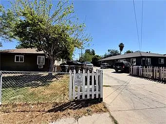 7229 Sterling Ave #A — Photo 3
