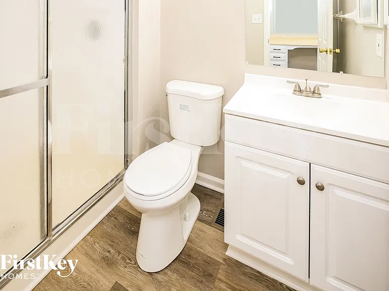 606 Sunblest Blvd S — Photo 10