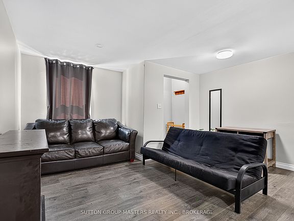 5th image of 380 Barrie St