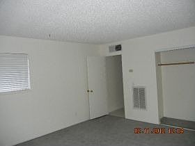 5th image of 3546 Haverhill St