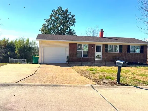 1007 Sunridge Trl, Pevely, MO 63070