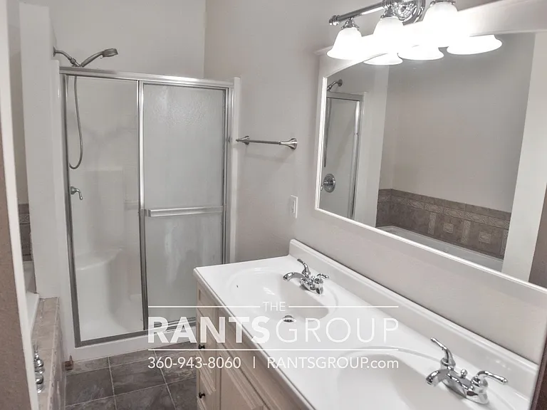 8615 Burns Dr SW — Photo 23