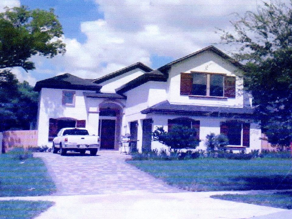 1st image of 2719 Parkland Dr