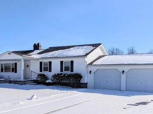 137 Meadowview Ct, Ebensburg, PA 15931
